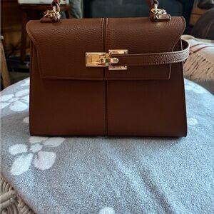 Elegant Brown Leather Handbag